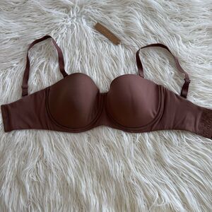 Skims Fits Everybody Strapless Bra Jasper Size 32DDD